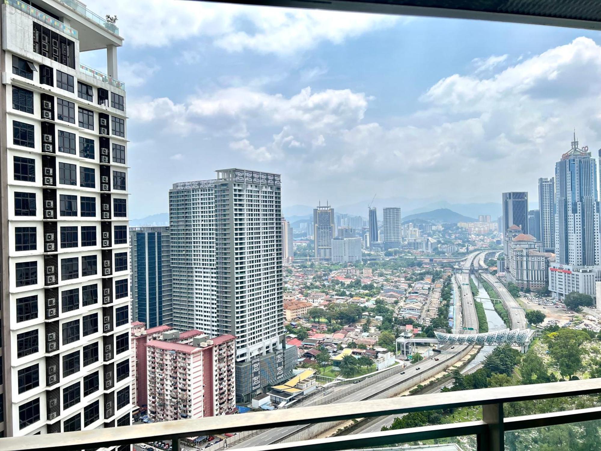 Summer Suites Victory House Kuala Lumpur Buitenkant foto